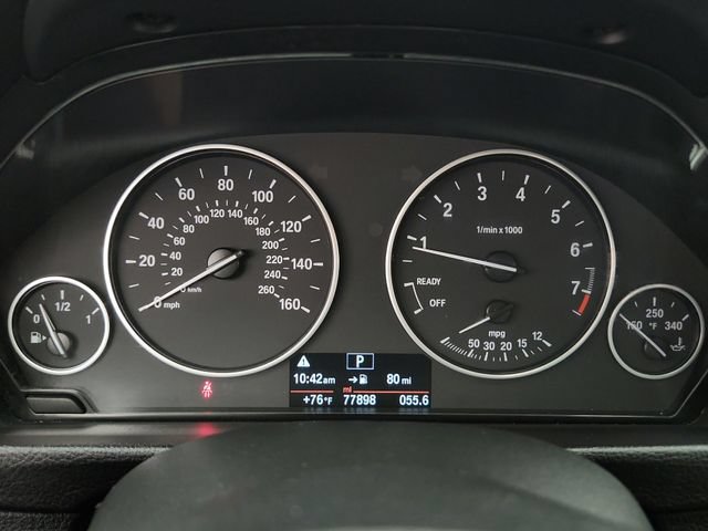 Used 2017 BMW 320i xDrive Sedan AWD/4WD image 11