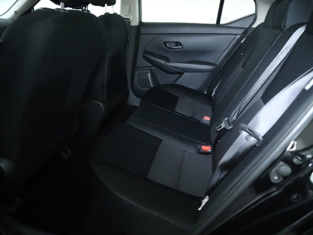 Used 2024 Nissan Sentra SV FWD image 15