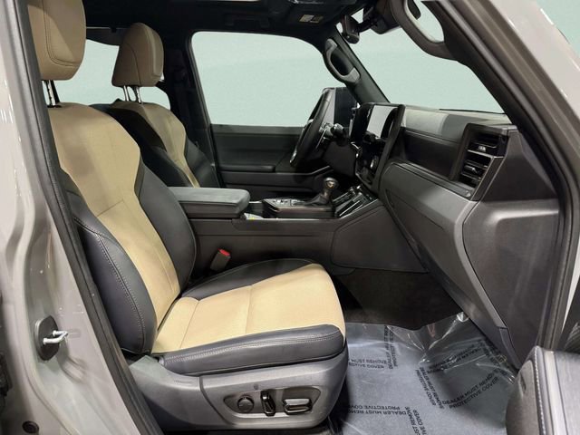 Used 2025 Lexus GX 550 image 31