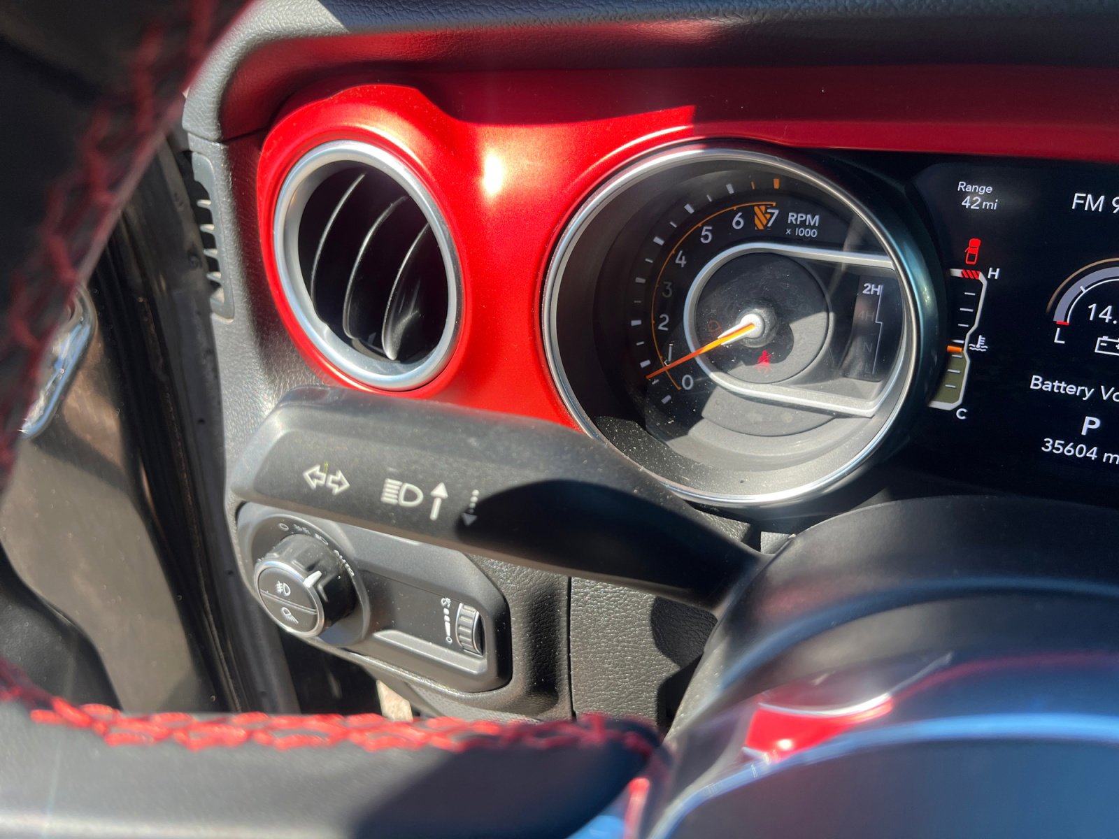 Used 2023 Jeep Gladiator Rubicon w/ Trailer Tow Package image 12