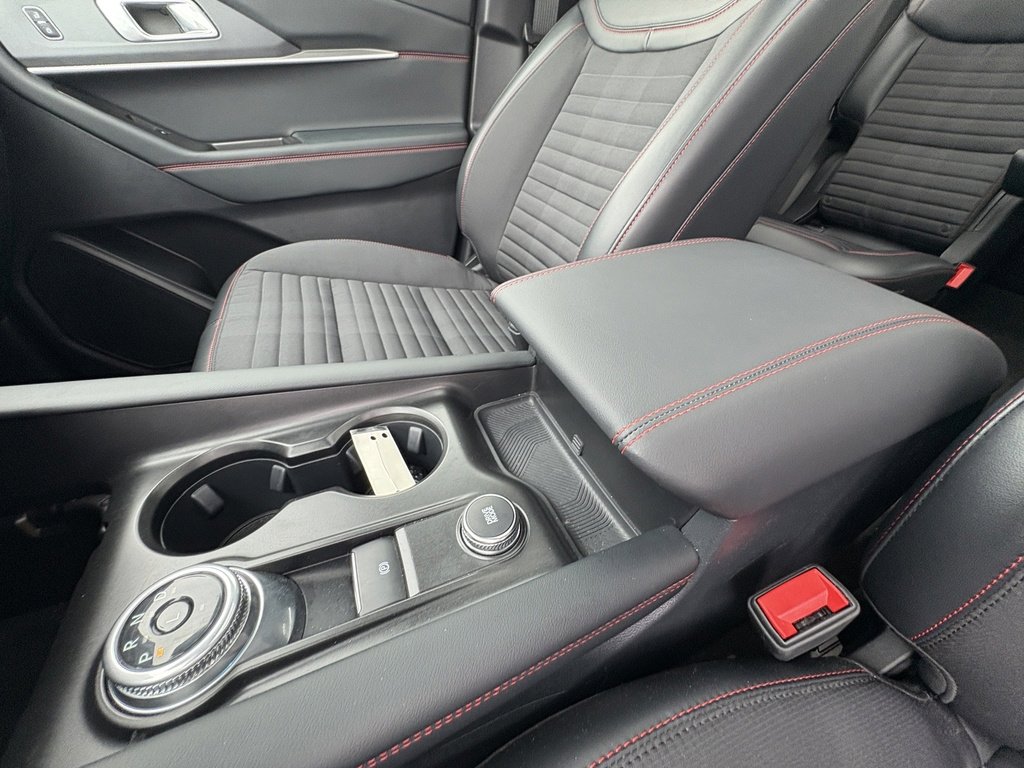 Used 2025 Ford Explorer ST-Line image 41