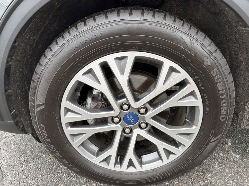 Used 2022 Ford Escape SEL image 44