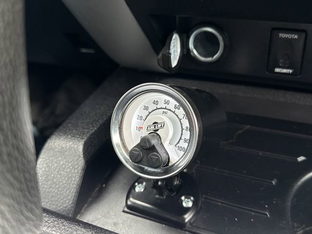 Used 2019 Toyota Tundra Limited w/ Limited Premium Package AWD/4WD image 36