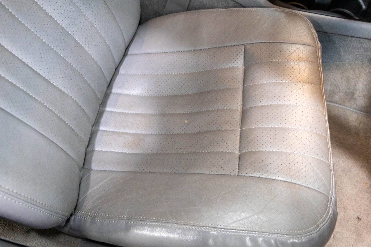 Used 1995 Chevrolet Impala SS RWD image 40
