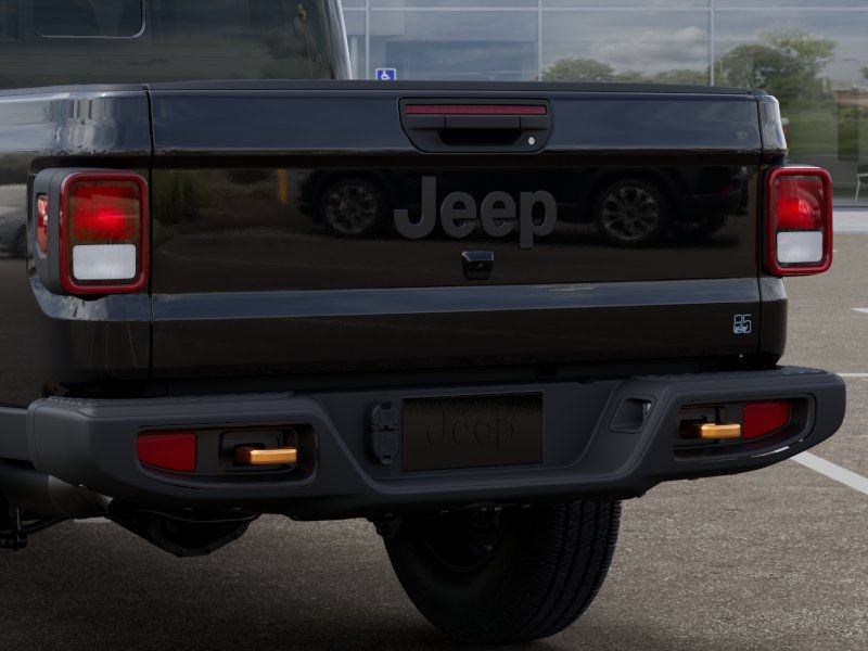 New 2026 Jeep Gladiator Overland AWD/4WD image 16