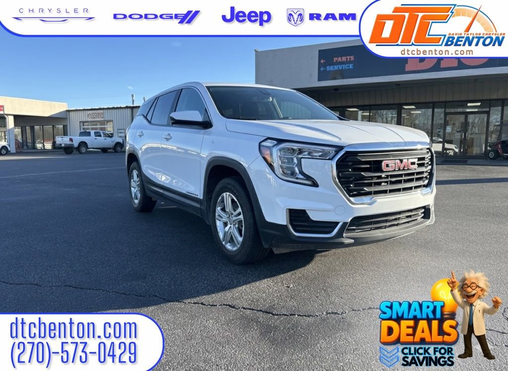 Used 2024 GMC Terrain SLE image 1