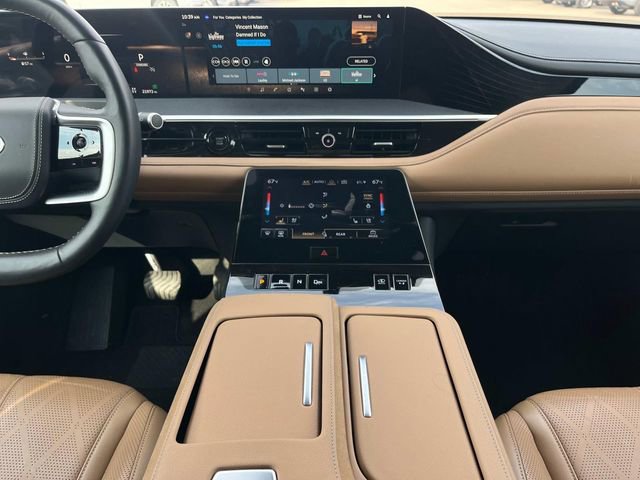 Used 2025 INFINITI QX80 Sensory AWD/4WD image 20