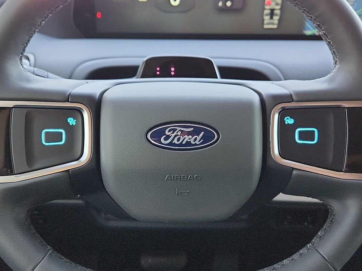 New 2025 Ford Expedition Max Active image 11