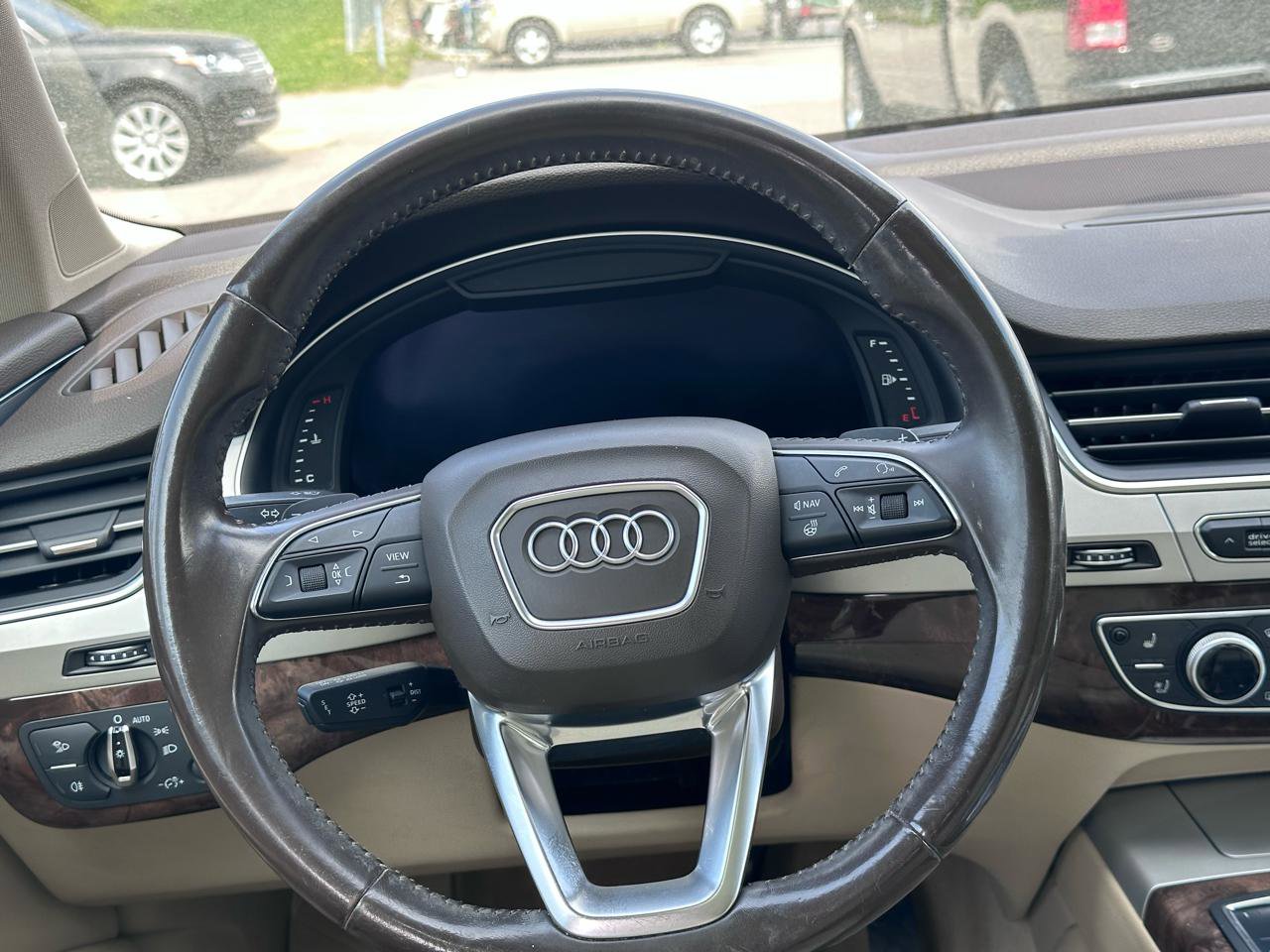 Used 2017 Audi Q7 2.0T Premium Plus AWD/4WD image 19