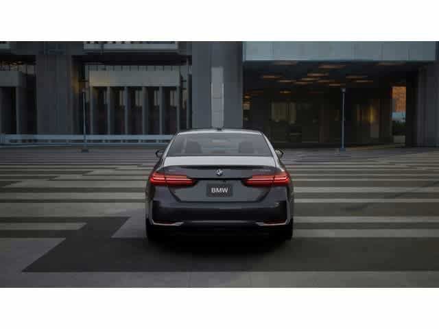 Used 2026 BMW 530i xDrive AWD/4WD image 5