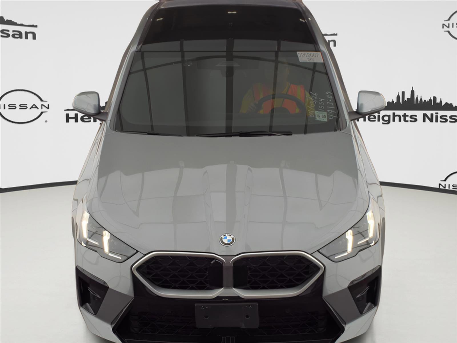 Used 2025 BMW X2 xDrive28i AWD/4WD image 8