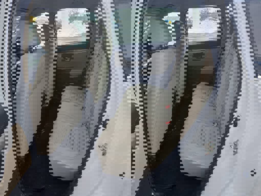 Used 2019 Honda CR-V LX image 7