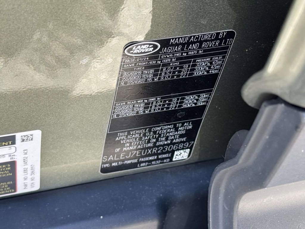 Used 2024 Land Rover Defender 110 S AWD/4WD image 21