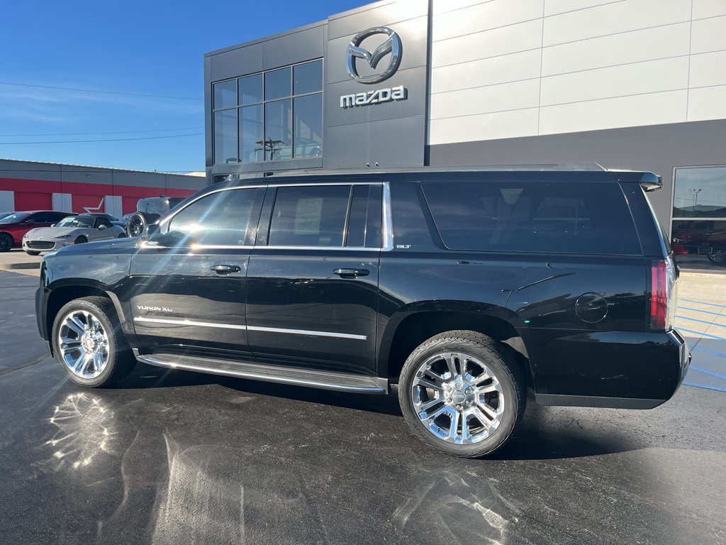 Used 2018 GMC Yukon XL SLT w/ Premium Edition AWD/4WD image 3