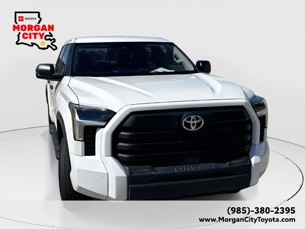 Used 2023 Toyota Tundra SR5 w/ SR5 Convenience Package AWD/4WD image 1