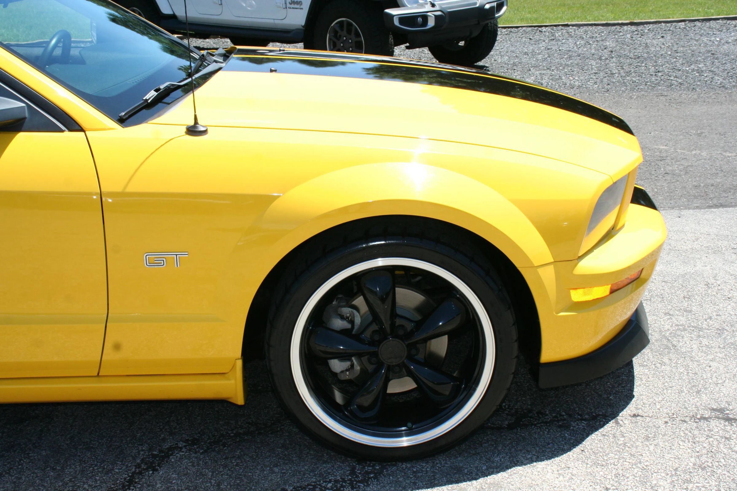 Used 2006 Ford Mustang GT Premium RWD image 21