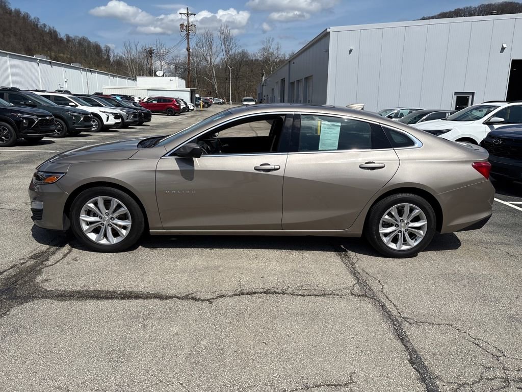 Used 2024 Chevrolet Malibu LT image 3