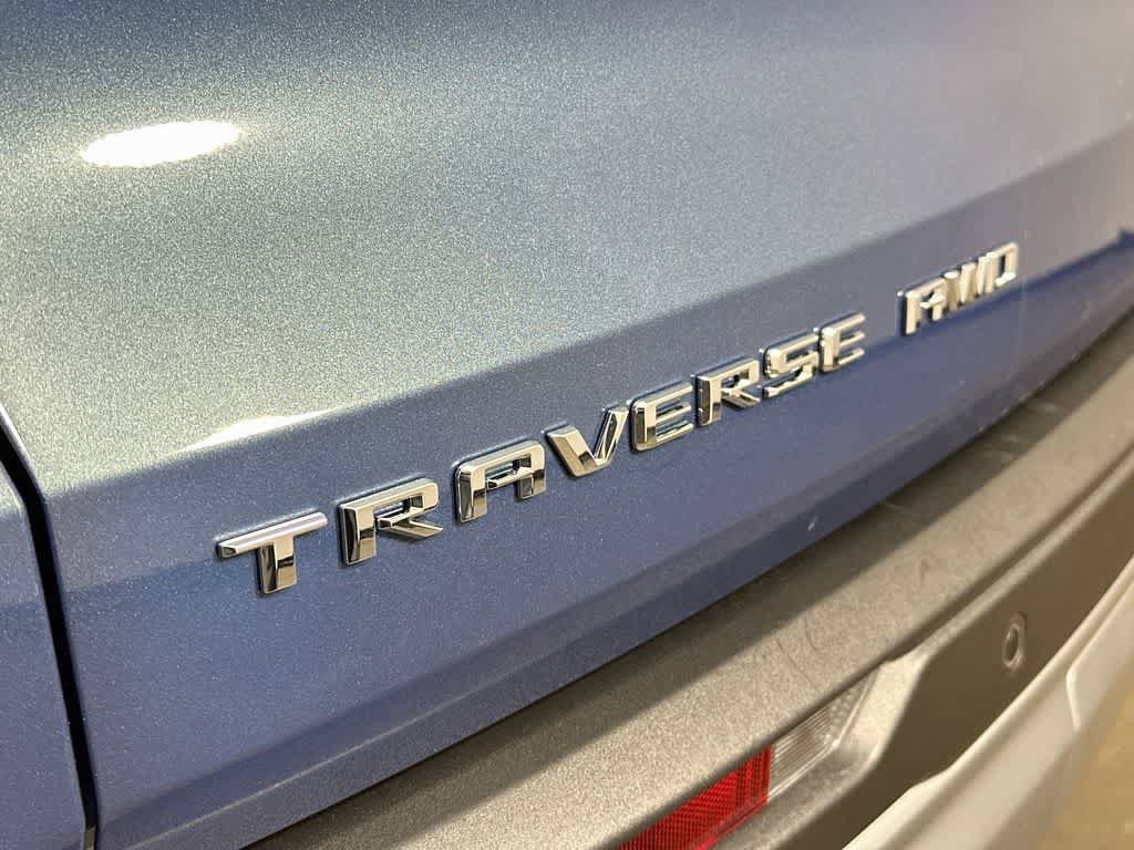 Used 2024 Chevrolet Traverse LT AWD/4WD image 7