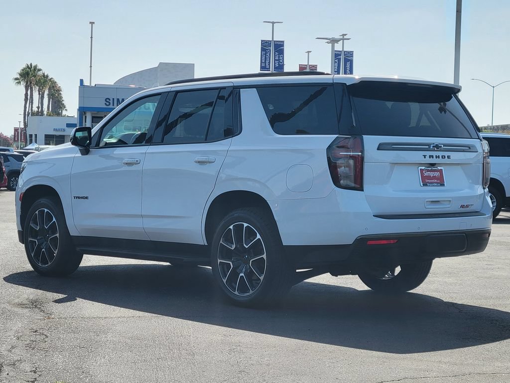 Used 2021 Chevrolet Tahoe RST w/ Luxury Package RWD image 2