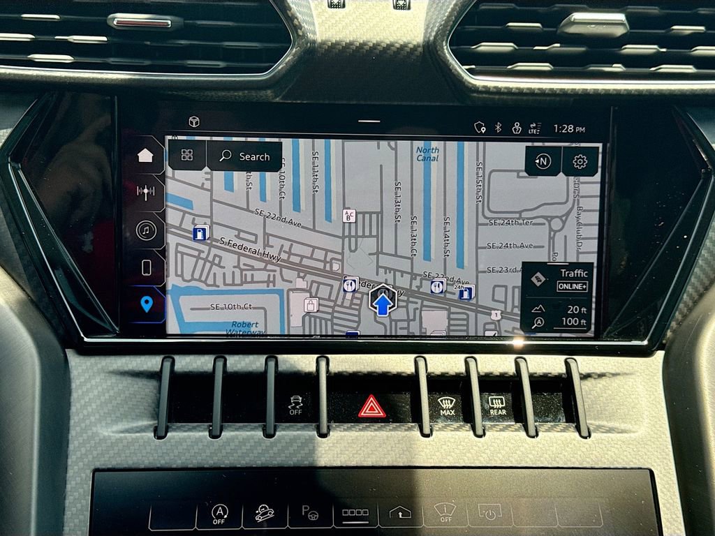 Used 2024 Lamborghini Urus Performante image 13