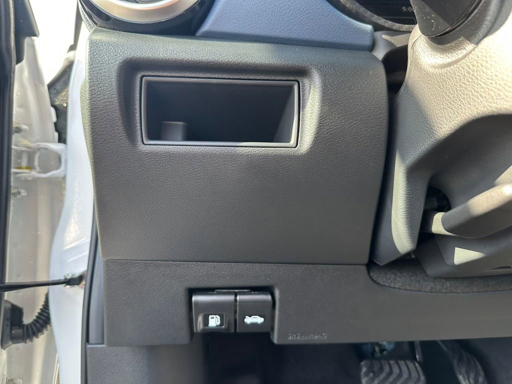 Certified 2025 Nissan Versa SV w/ Trunk Package FWD image 16