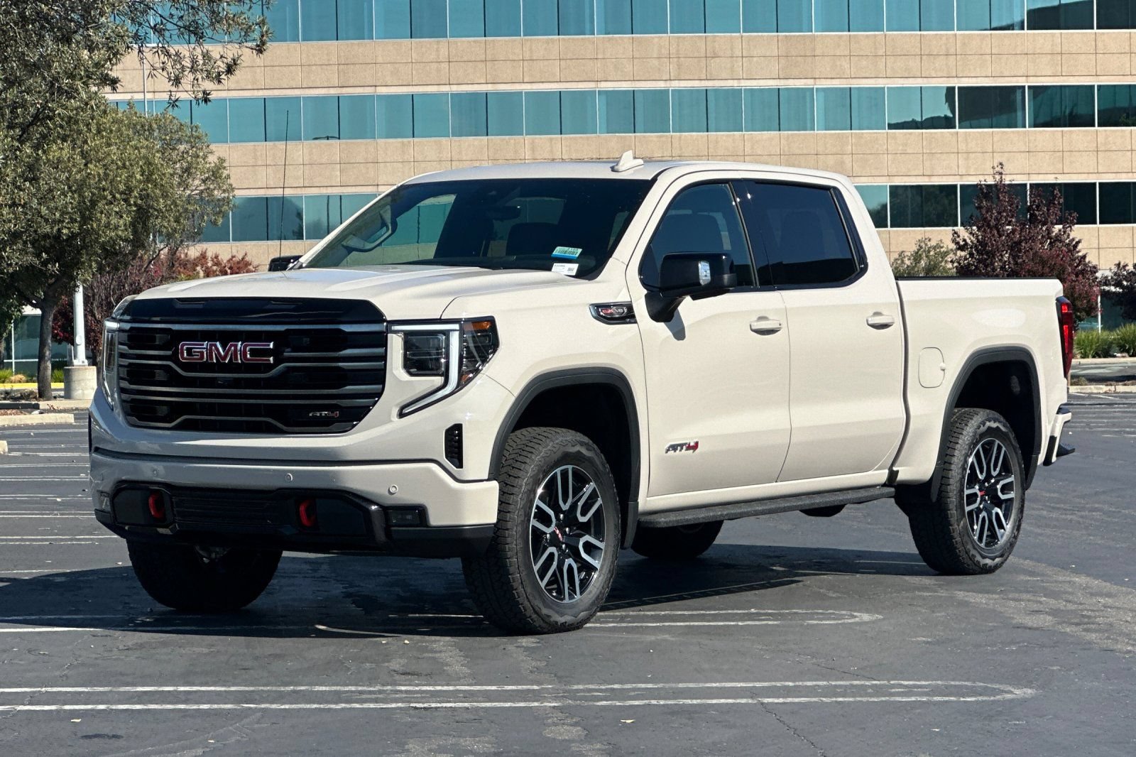 Used 2026 GMC Sierra 1500 AT4 w/ AT4 Premium Package AWD/4WD image 8