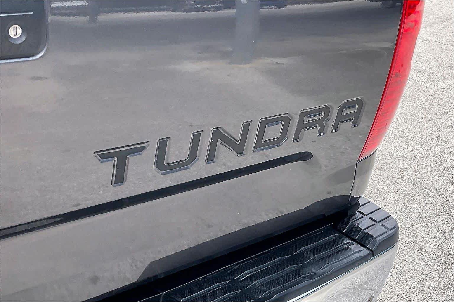 Used 2019 Toyota Tundra SR5 w/ SR5 Upgrade Package RWD image 32