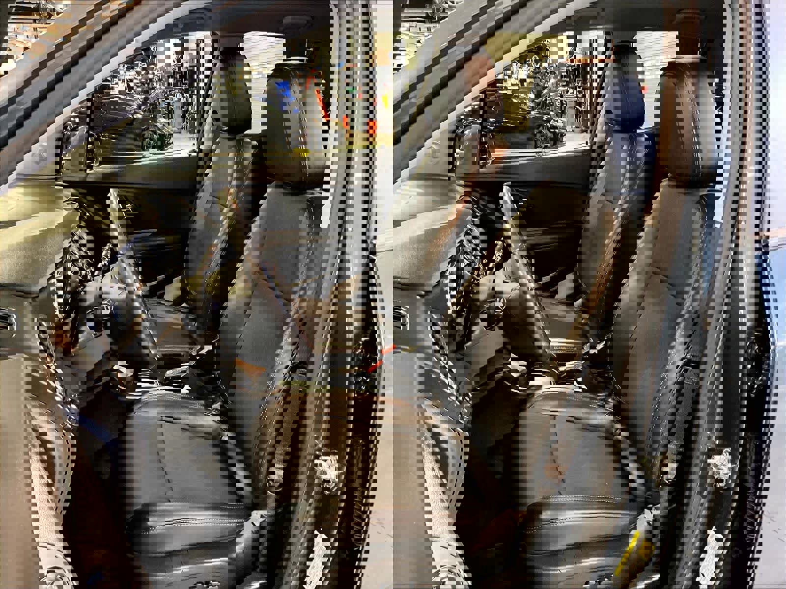 Used 2022 Chevrolet Trax LT w/ LT Convenience Package image 10