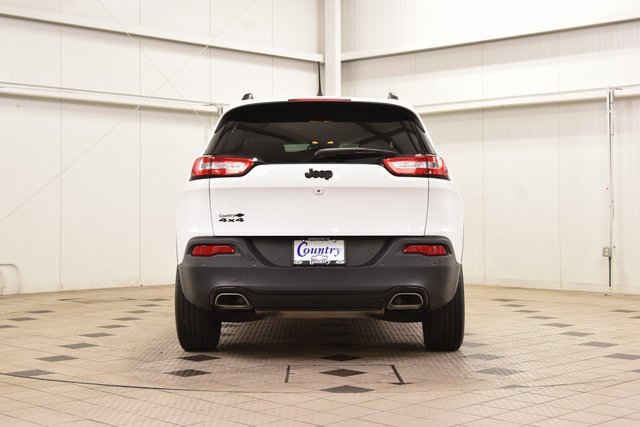 Used 2018 Jeep Cherokee Limited w/ Technology Group image 7