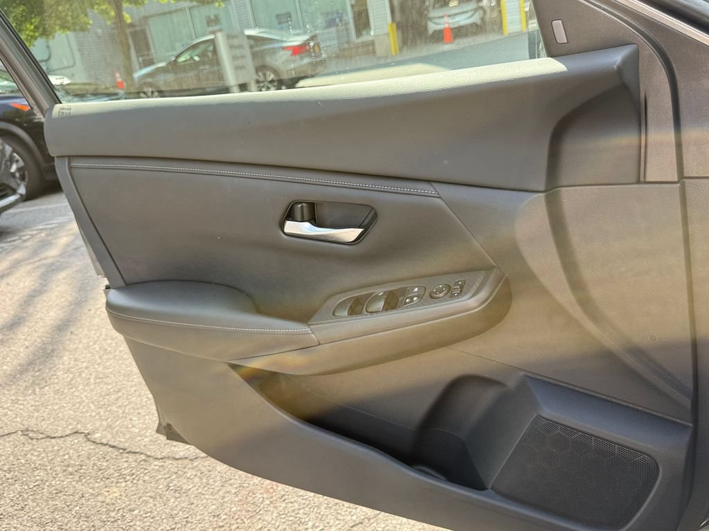 Used 2020 Nissan Sentra SV FWD image 24