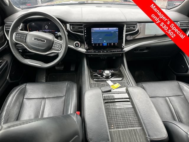 Used 2022 Jeep Wagoneer Series II w/ Premium Group I AWD/4WD image 17