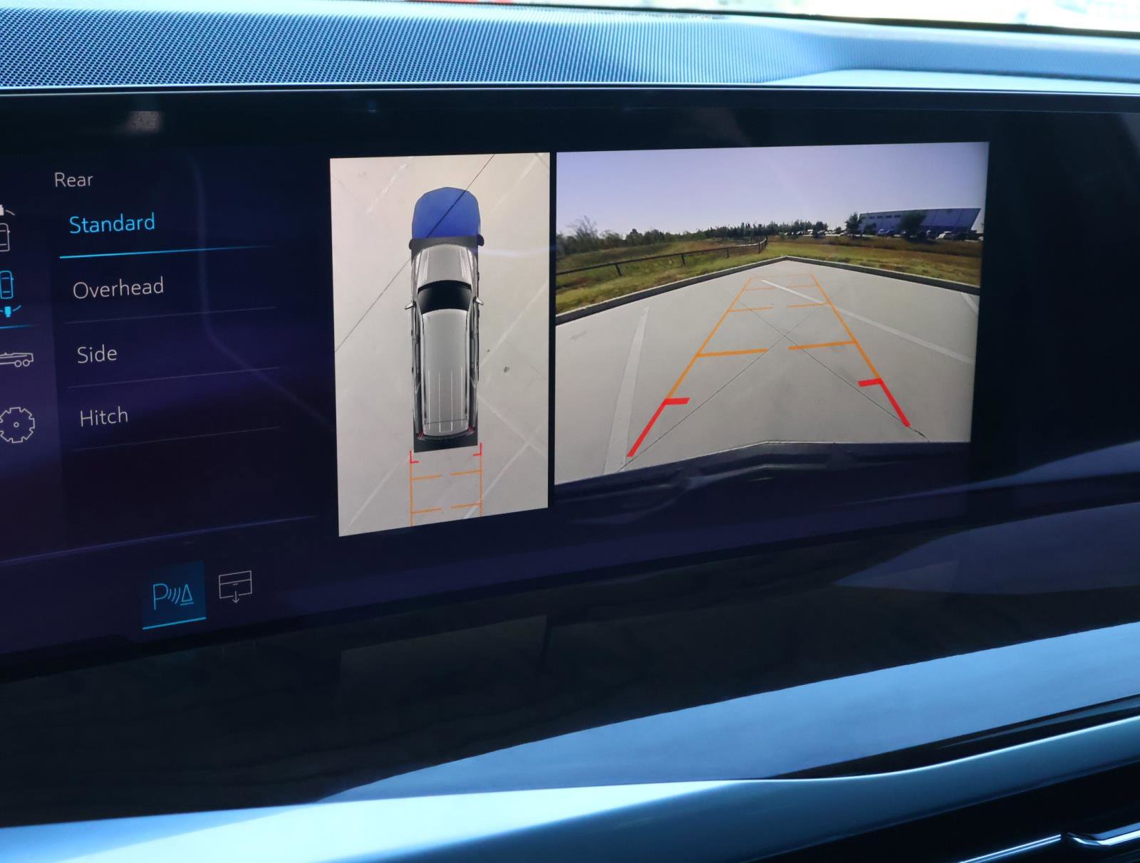 Used 2025 Cadillac Escalade ESV Sport Platinum w/ LPO, Floor Liner Package image 36