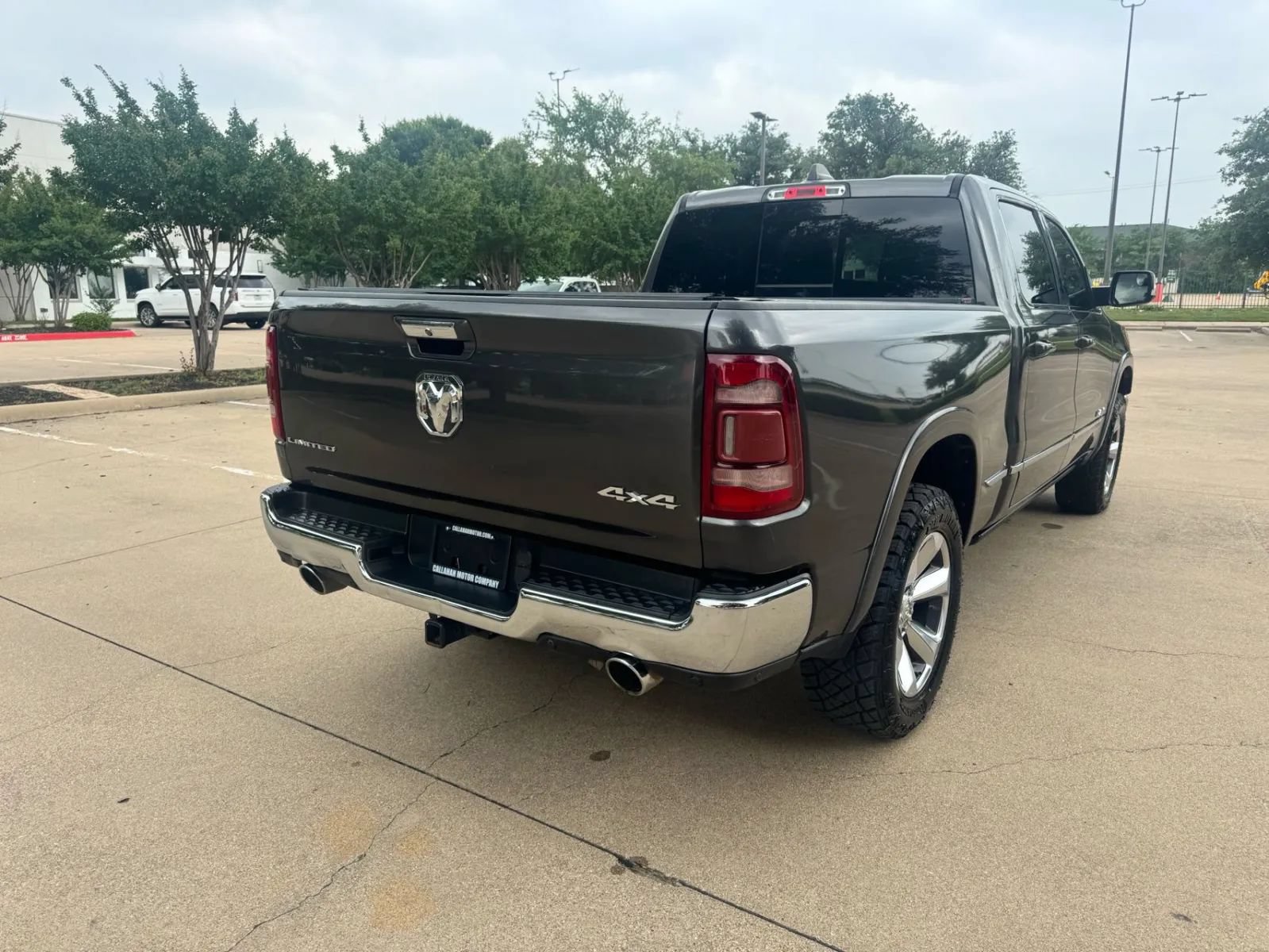 Used 2019 RAM 1500 Limited AWD/4WD image 6