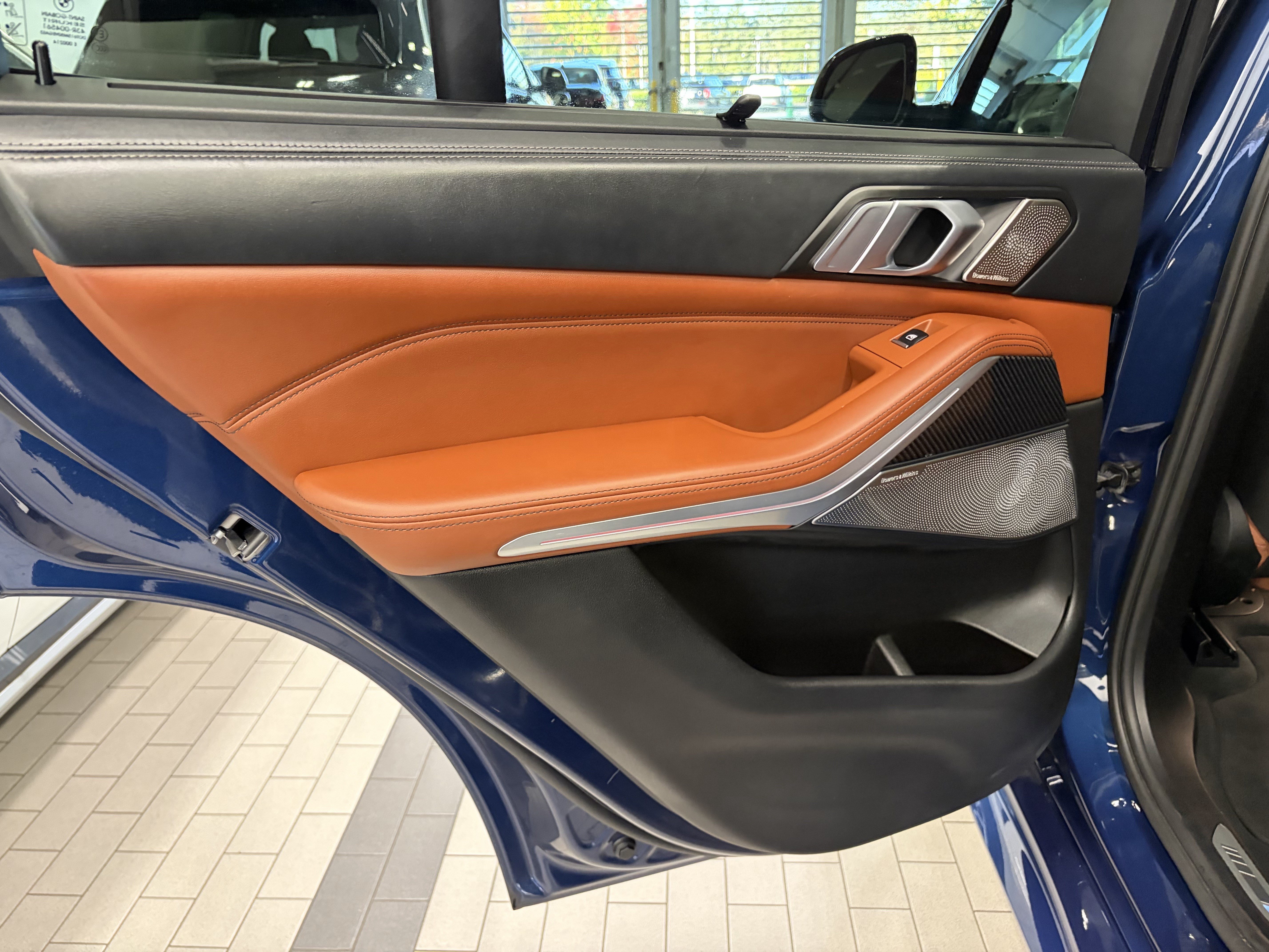 Used 2021 BMW X5 M50i w/ Executive Package AWD/4WD image 15