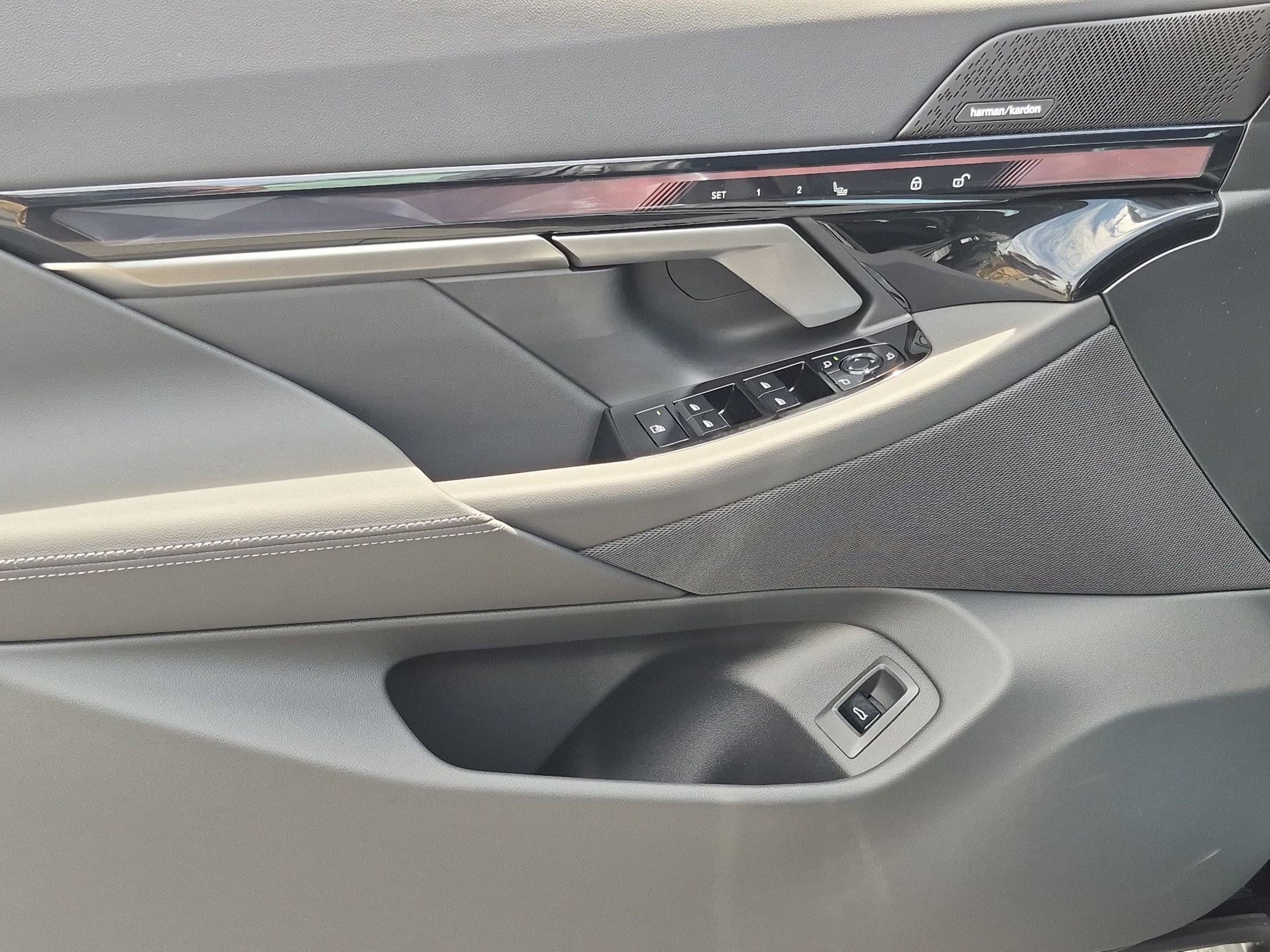 New 2027 BMW 530i w/ Convenience Package RWD image 14