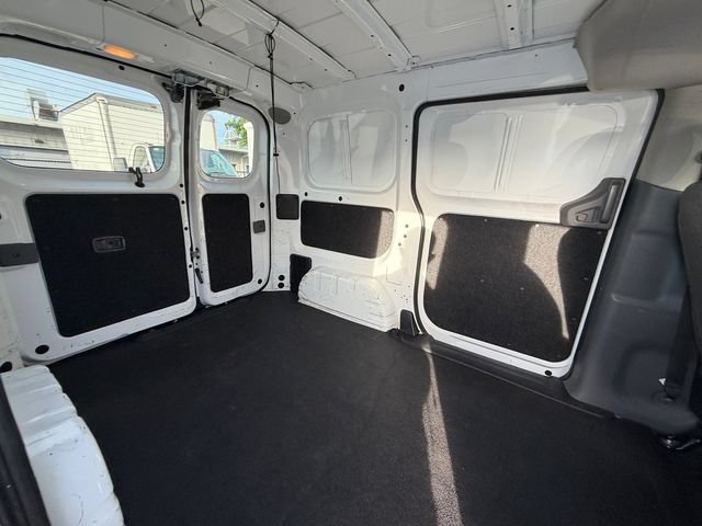 Used 2017 Nissan NV200 SV w/ Technology Package FWD image 15