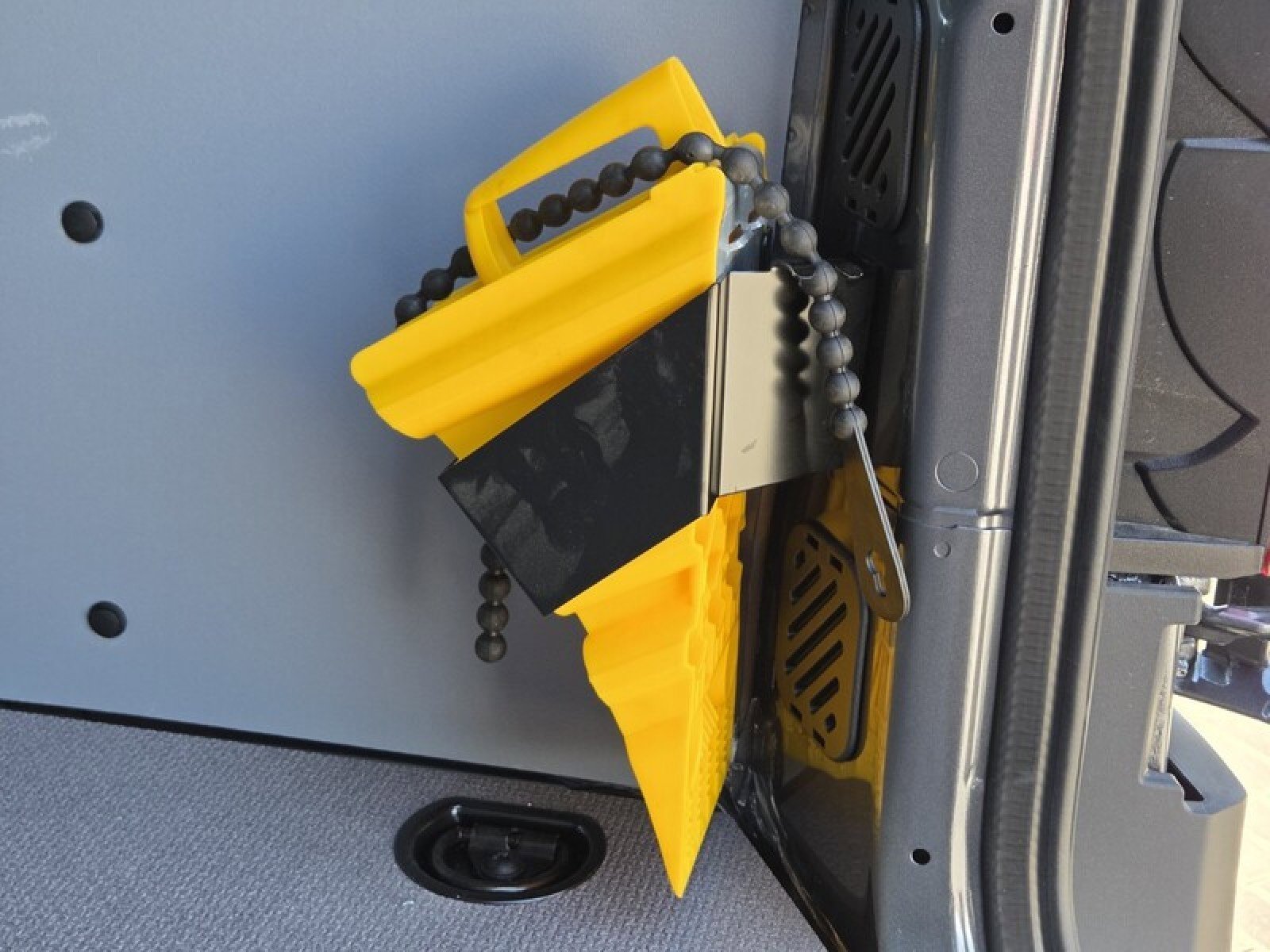 New 2026 Mercedes-Benz Sprinter 2500 image 13