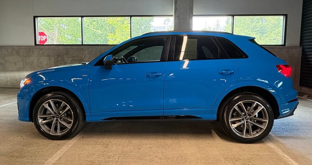 Used 2023 Audi Q3 2.0T Premium Plus AWD/4WD image 2