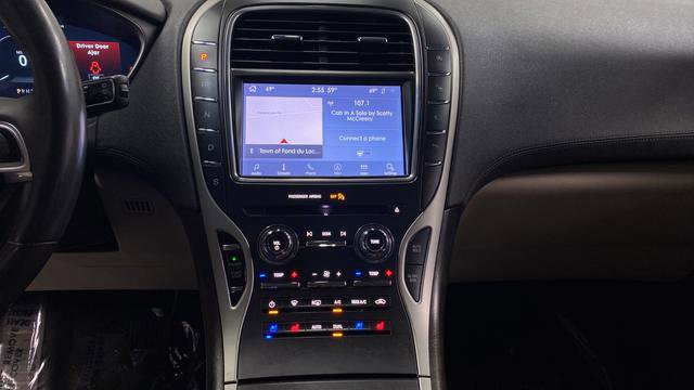 Used 2020 Lincoln Nautilus Reserve w/ Equipment Group 201A image 13