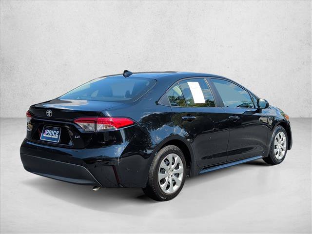 Used 2024 Toyota Corolla LE FWD image 5