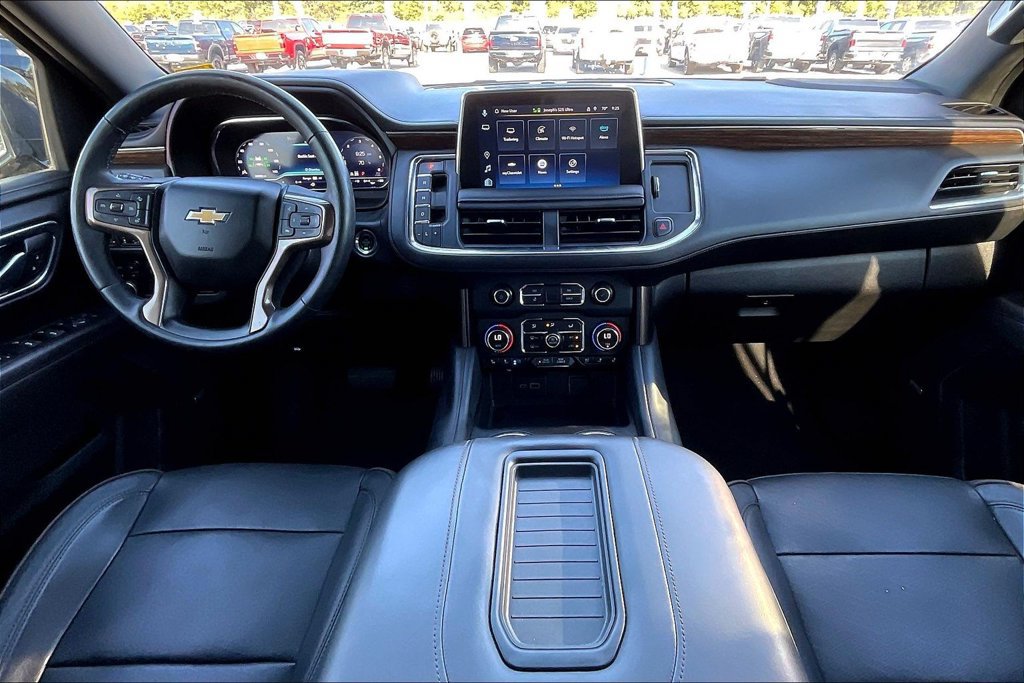 Used 2023 Chevrolet Tahoe High Country AWD/4WD image 5