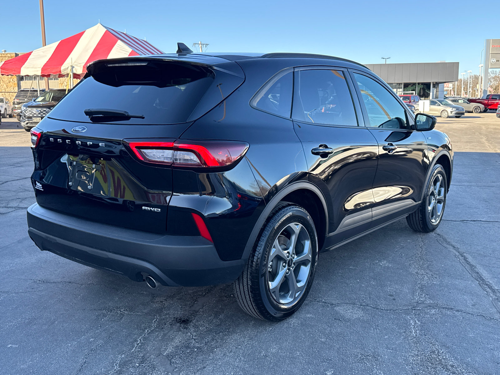 Used 2025 Ford Escape ST-Line AWD/4WD image 5