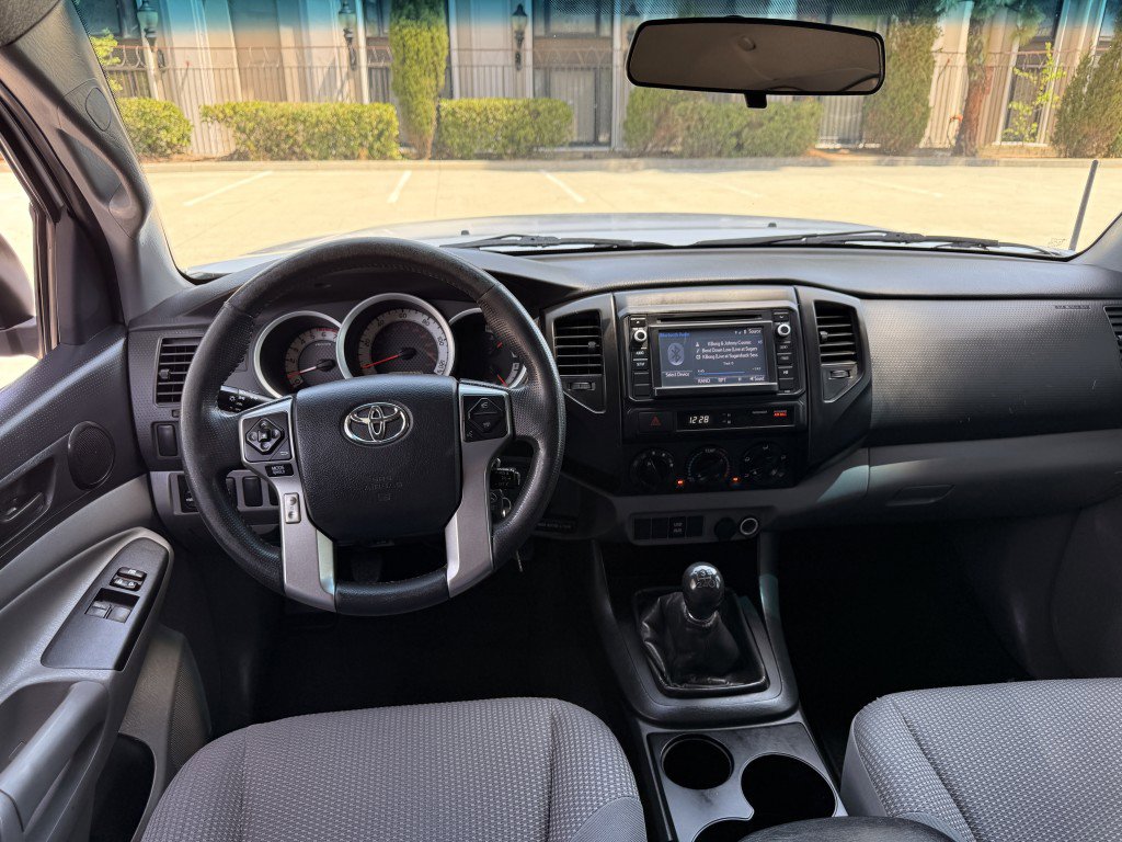 Used 2014 Toyota Tacoma 2WD Access Cab w/ Convenience Package image 17