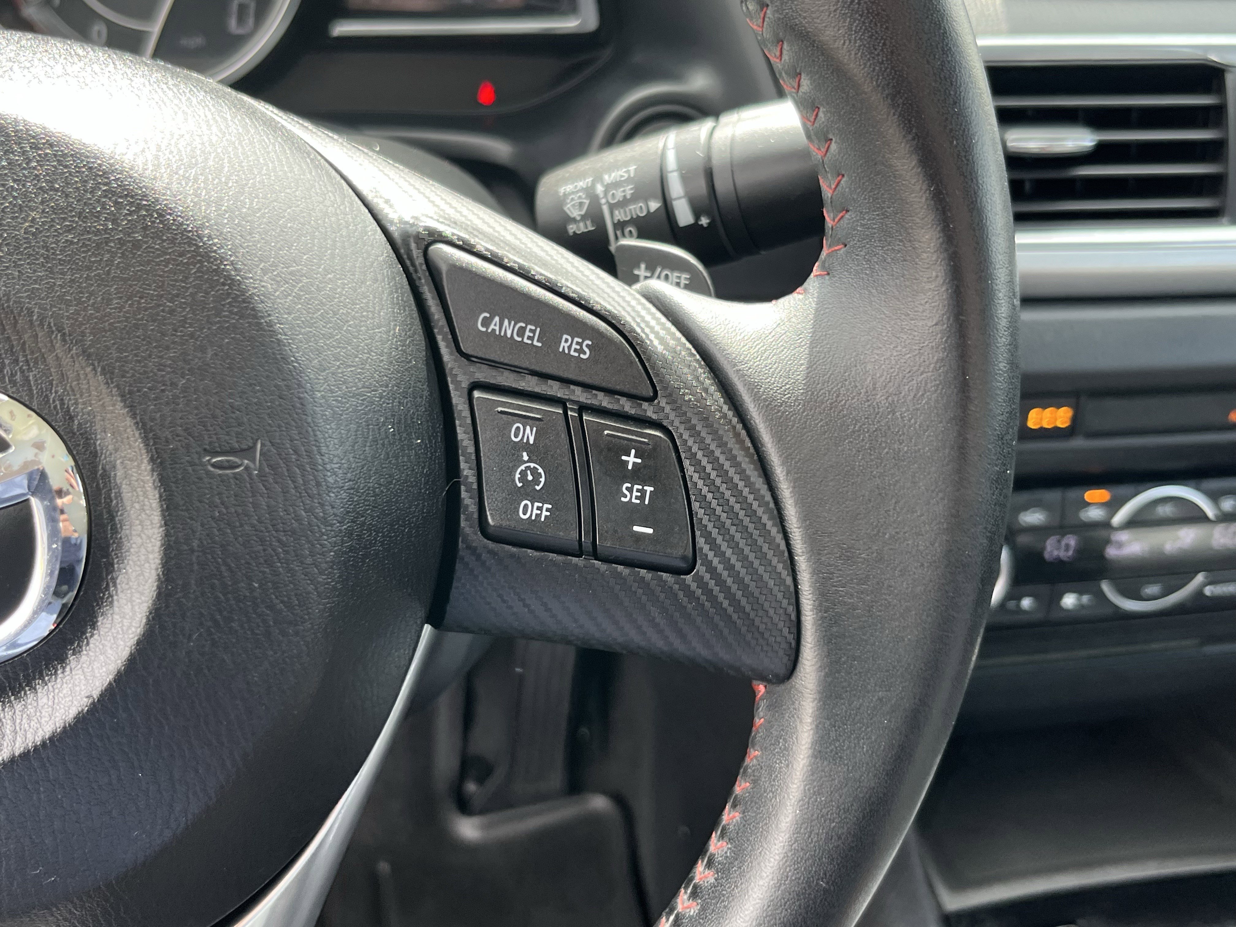 Used 2014 MAZDA MAZDA3 s Grand Touring image 21