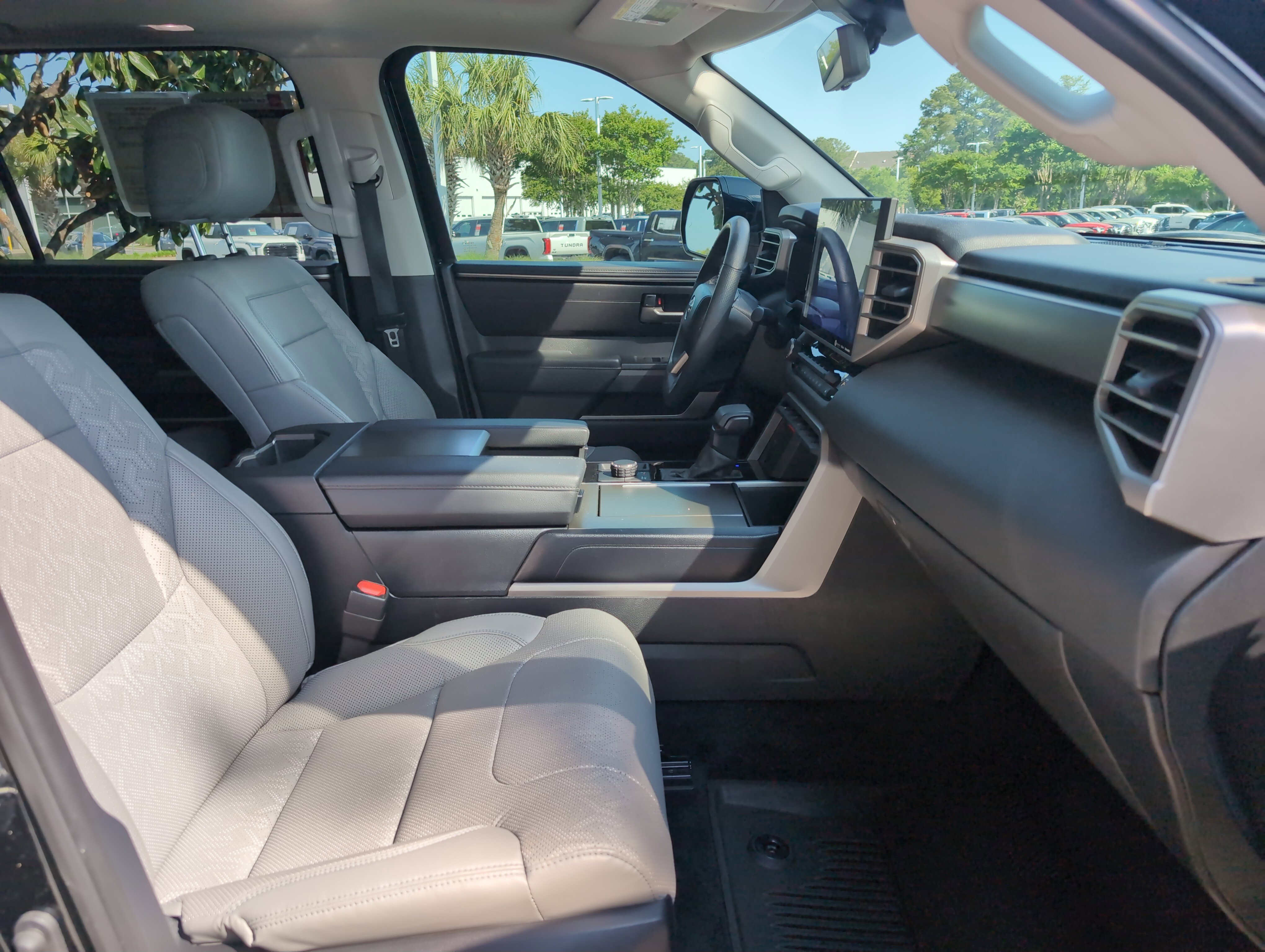 Certified 2024 Toyota Sequoia SR5 w/ SR5 Premium Package AWD/4WD image 34