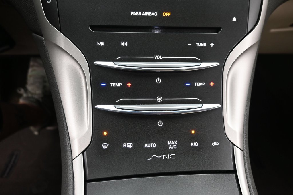 Used 2016 Lincoln MKZ AWD w/ Equipment Group 300A Reserve image 20