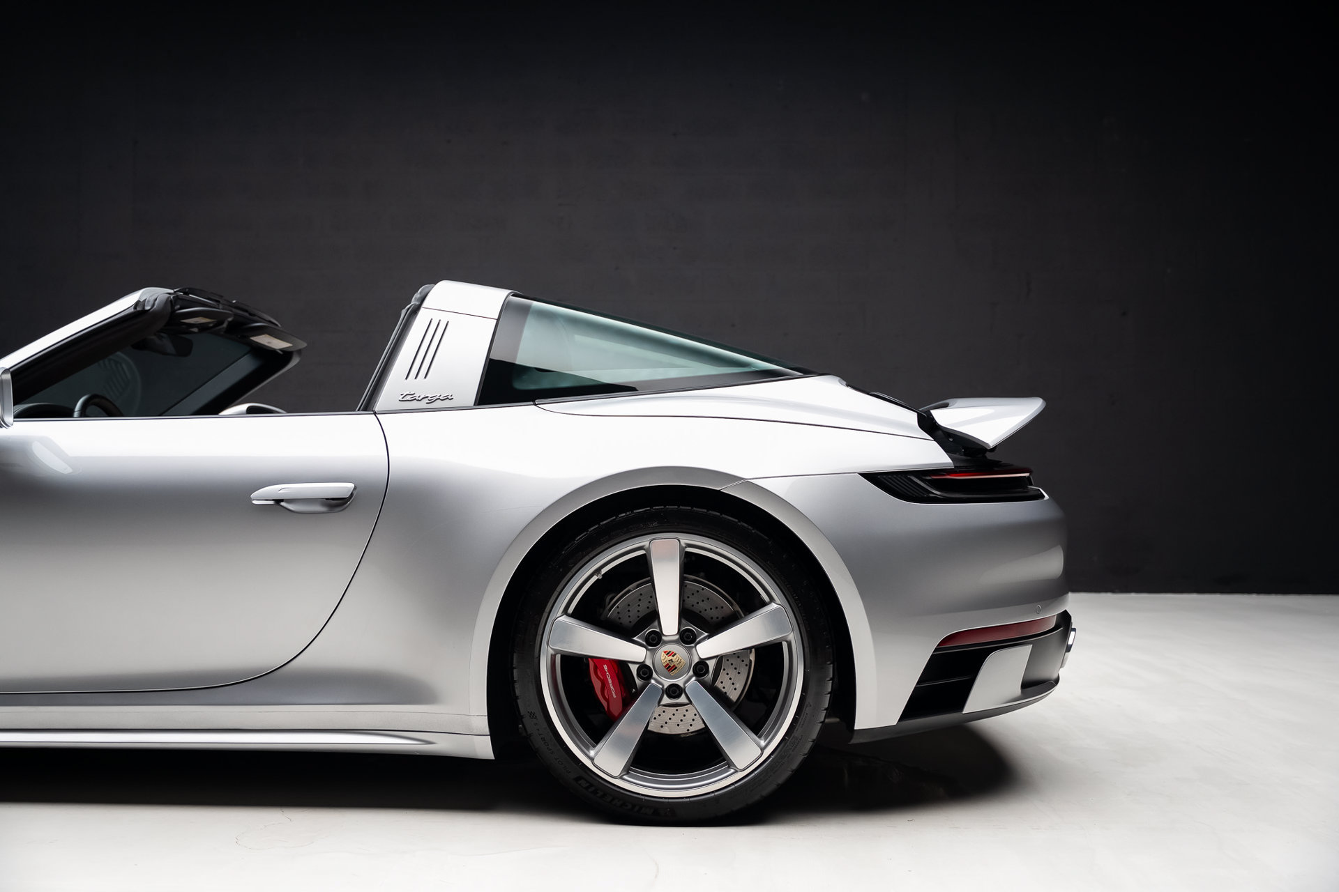 Used 2023 Porsche 911 AWD/4WD image 22