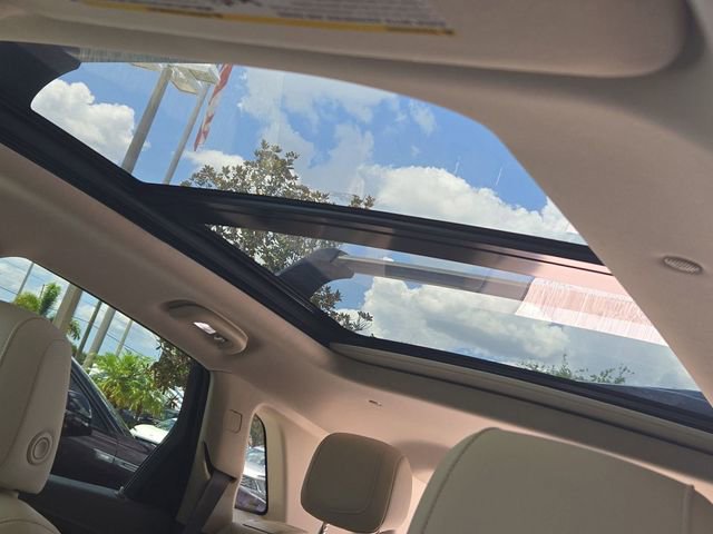 Used 2022 Cadillac XT5 Premium Luxury FWD image 24