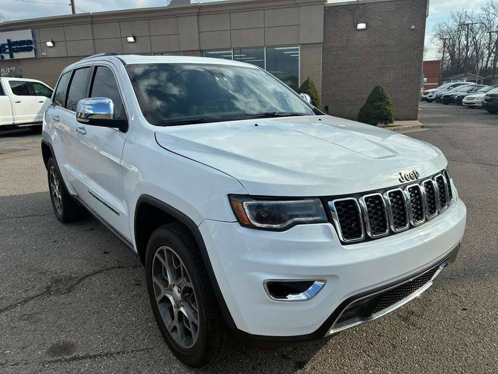 Used 2022 Jeep Grand Cherokee Limited w/ Tech Group image 3