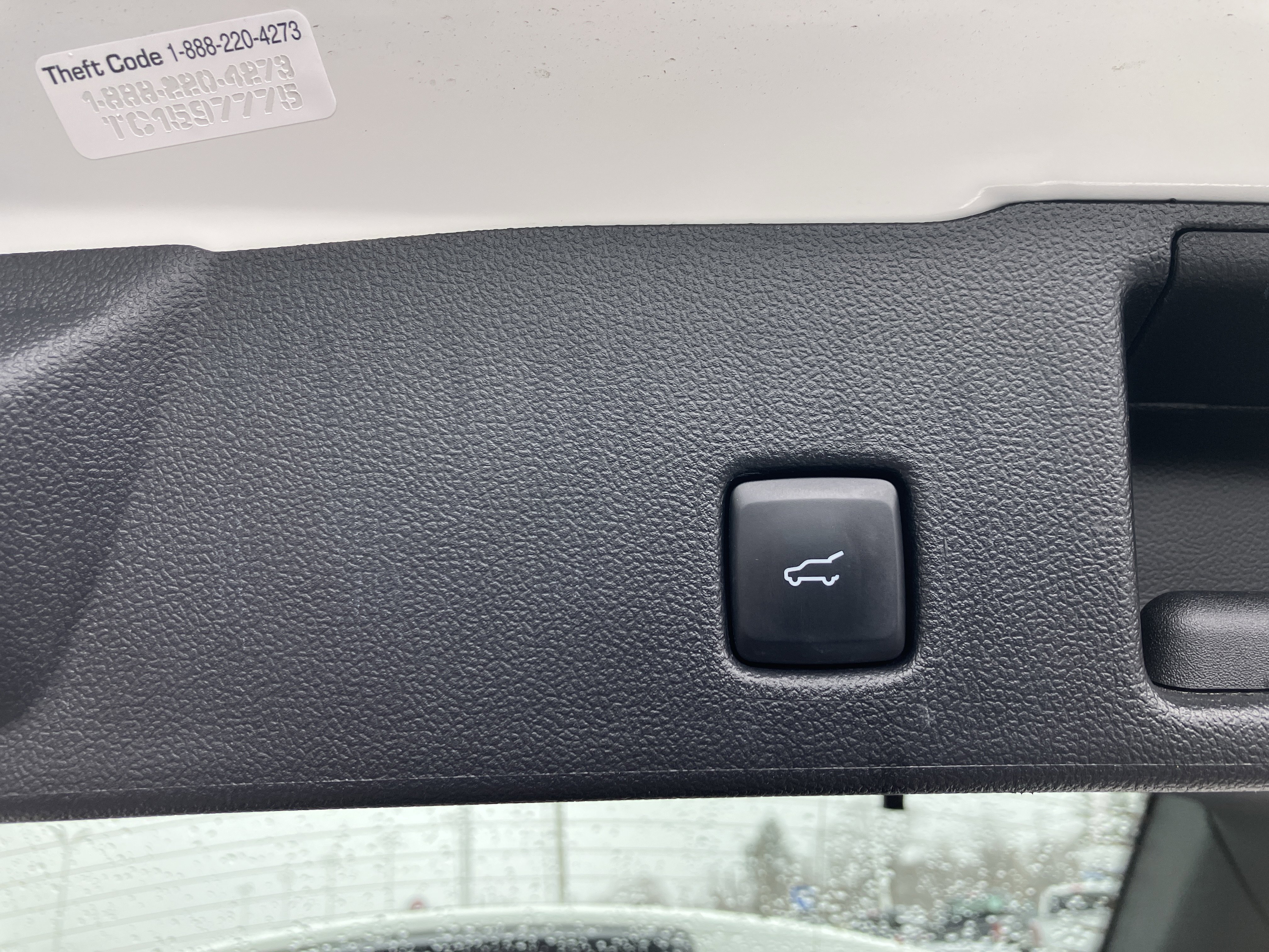 Used 2023 Ford Escape Platinum image 14